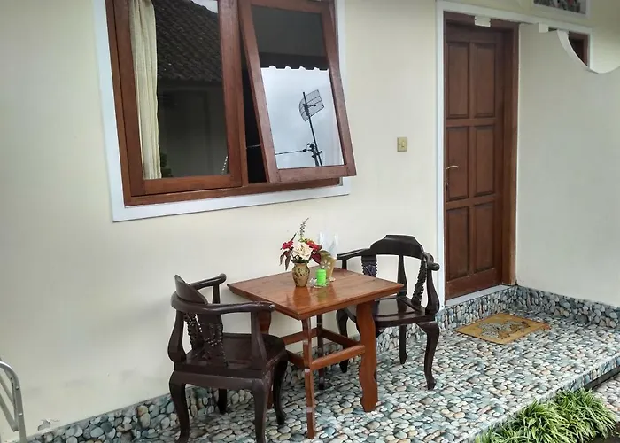 Guest house Made Homestay Munduk