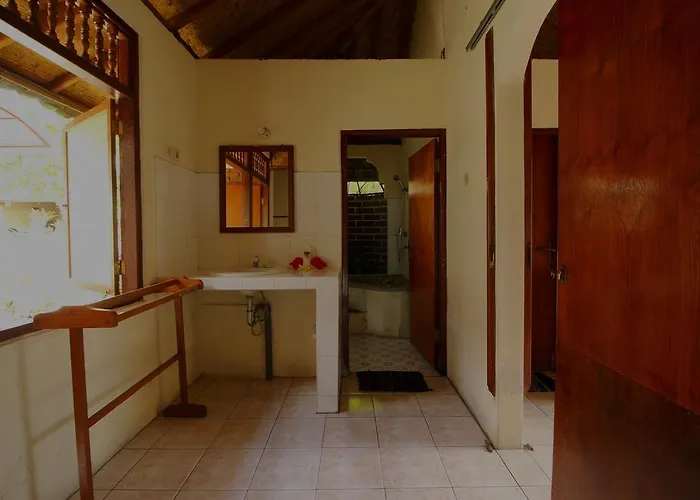 Guest house Made Homestay Munduk 2*